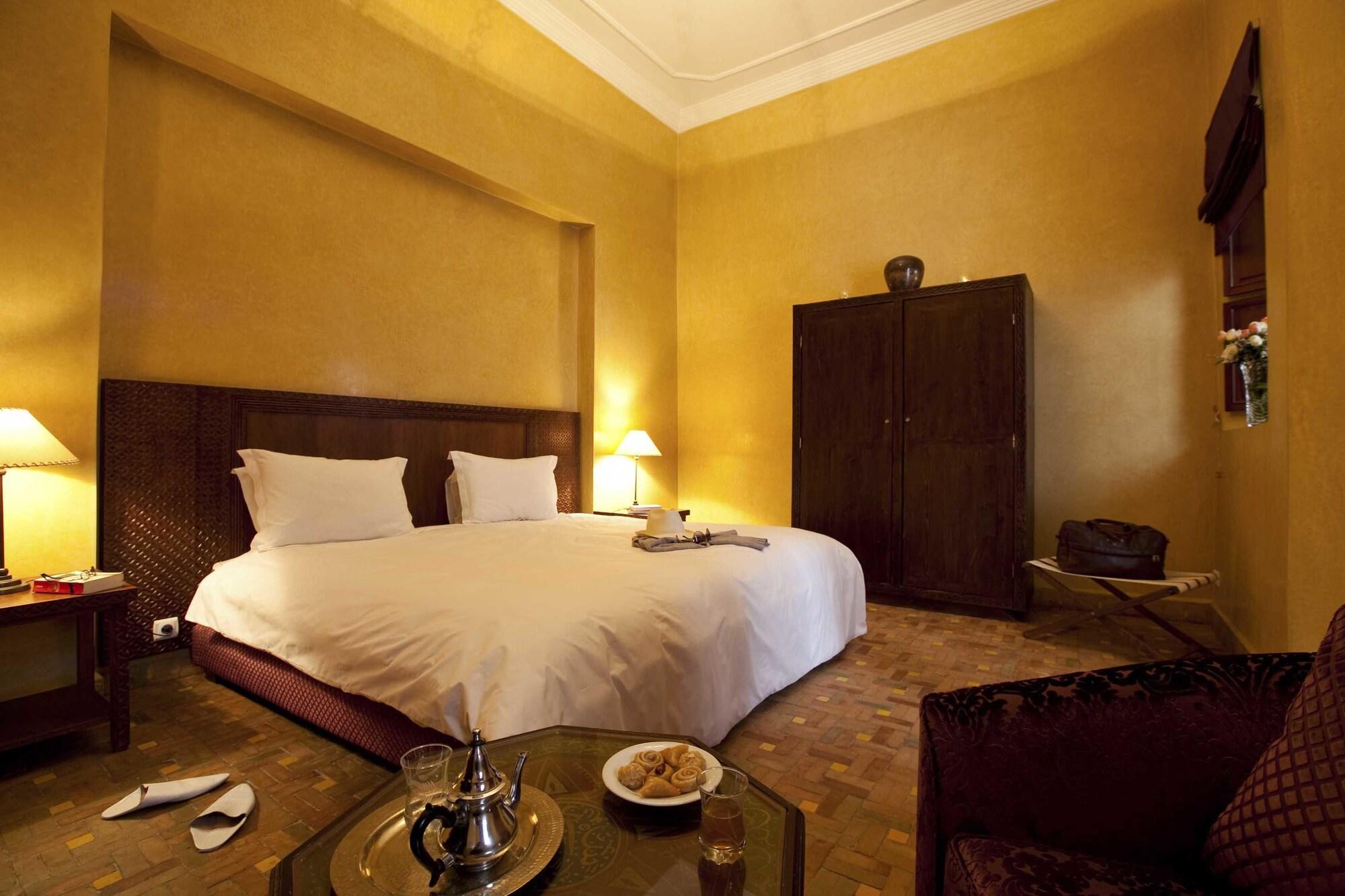 Riad Les Bougainvilliers Marrakesh Exterior photo