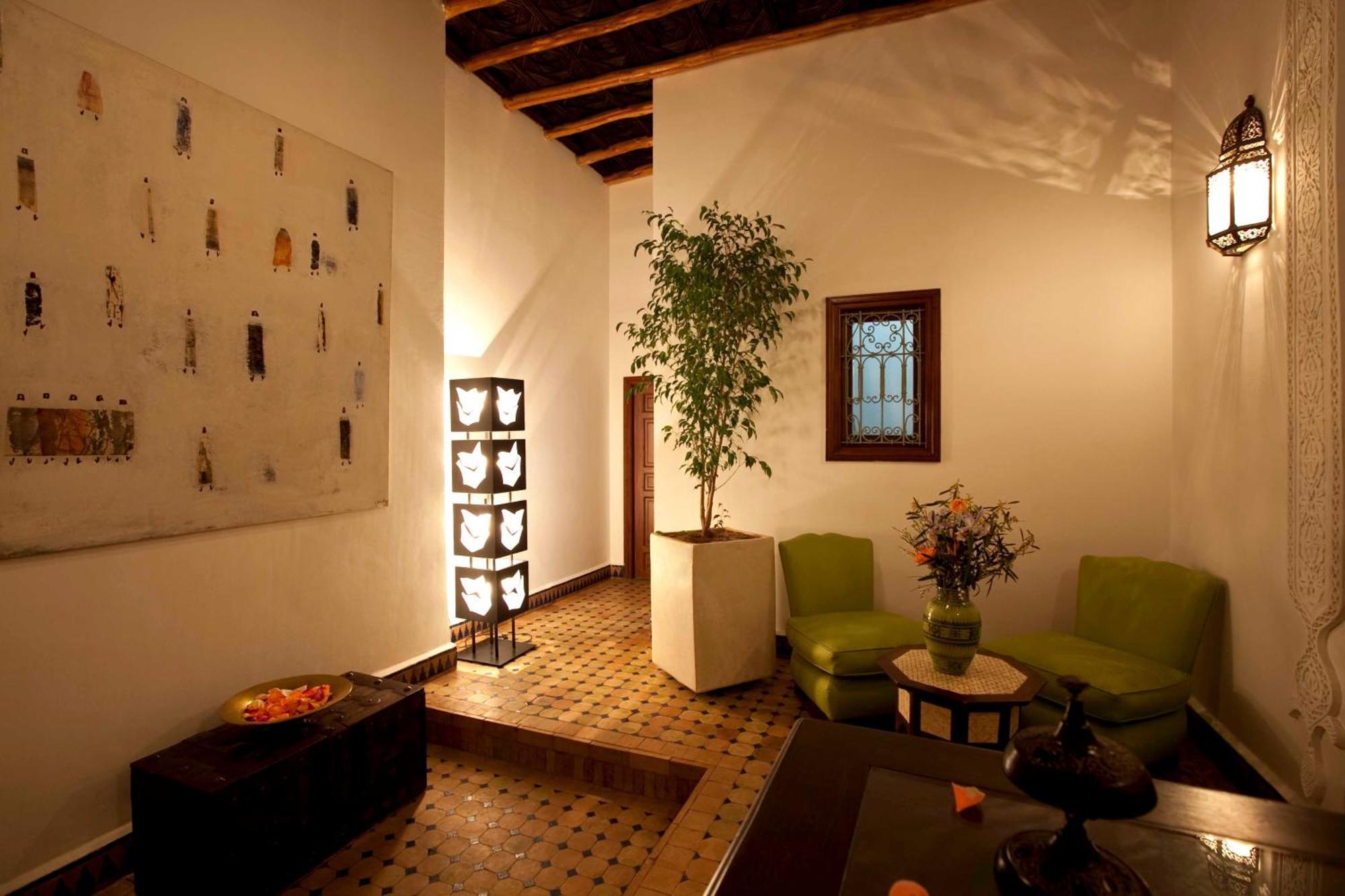 Riad Les Bougainvilliers Marrakesh Exterior photo