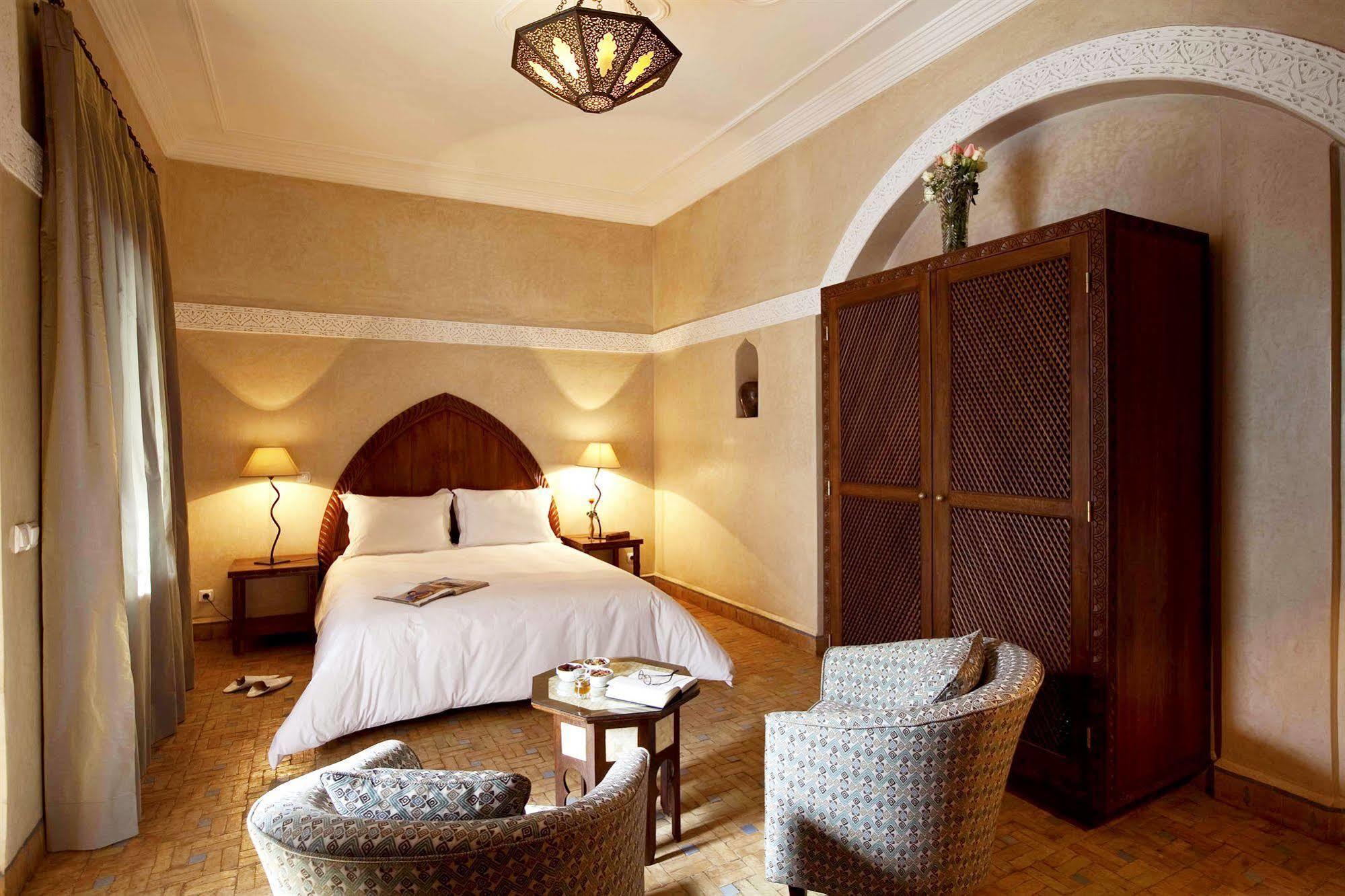 Riad Les Bougainvilliers Marrakesh Exterior photo